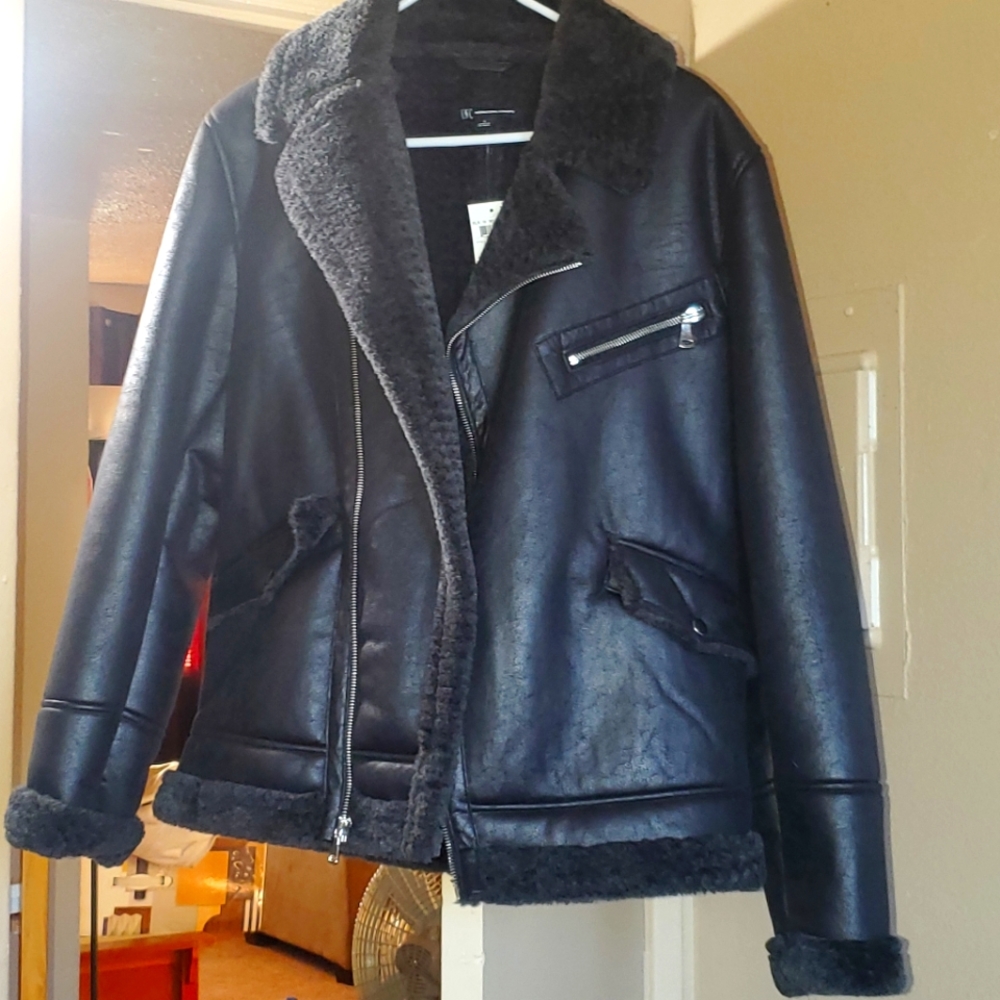 INC black faux fur jacket size women's small